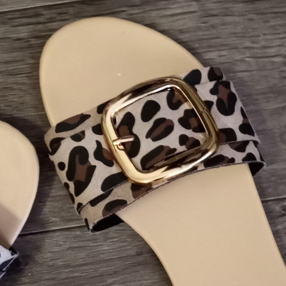 Womens Leopard Print Beach Slides - Picture 5 of 6